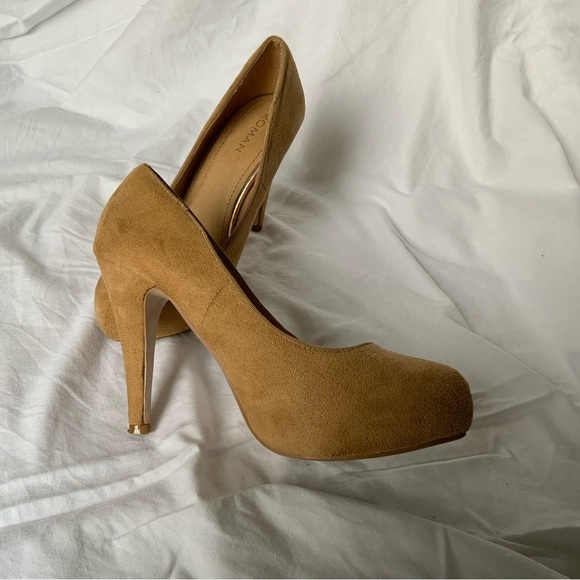 Roman UK Brand Like New Suede Bridge Heels 8.5 size - Picture 8 of 12